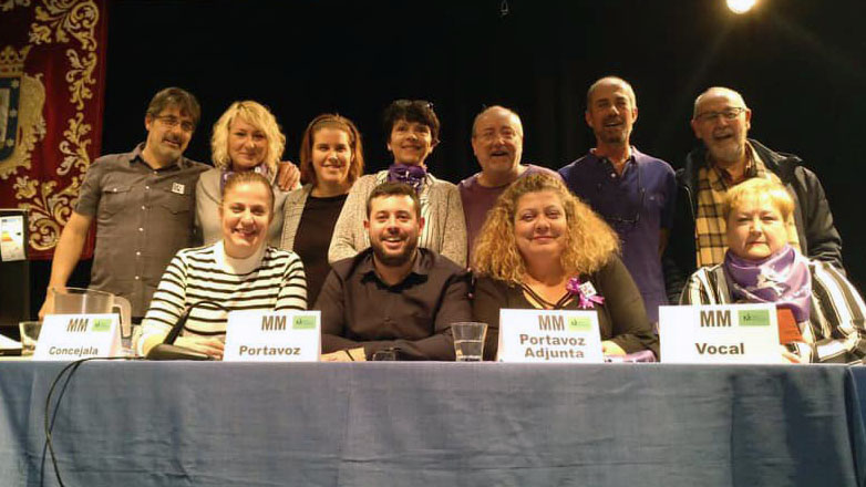Vocales vecinos de Más Madrid Carabanchel con con la concejala del distrito, Esther Gómez Morante.